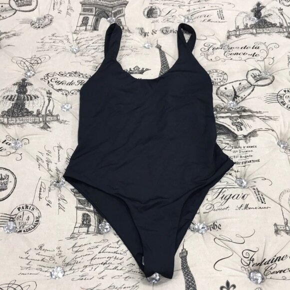 Dippin' Daisy's Serene Tie Dye One-Piece Swimsuit - Picture 4 of 7